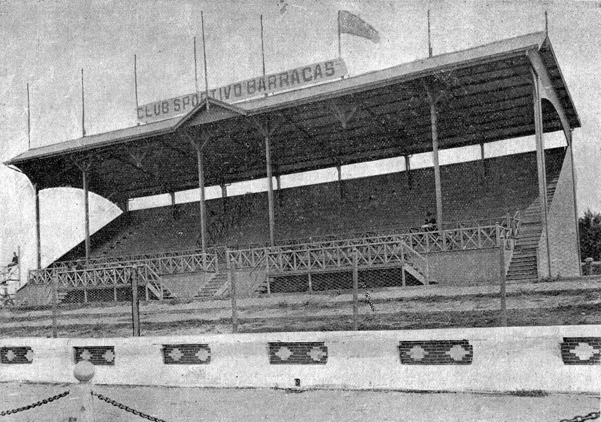 Estadio Don León Kolbovski  Agropecuario, Sportivo Barracas