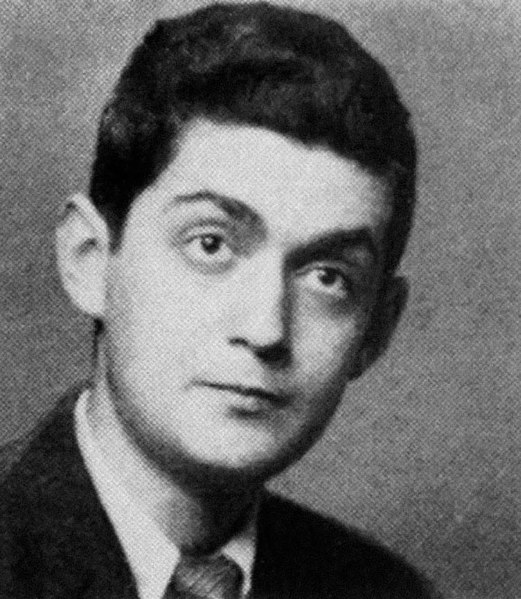 High school senior portrait of Kubrick, age 16, c. 1944–1945