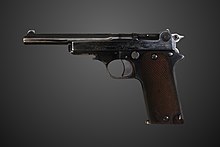 Model 1914 2e type (for officers) Star type 2 pistol-Inv 32146-IMG 7362-gradient.jpg