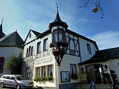 Starkenburg - Weinhaus „Schöne Aussicht“ - panoramio.jpg