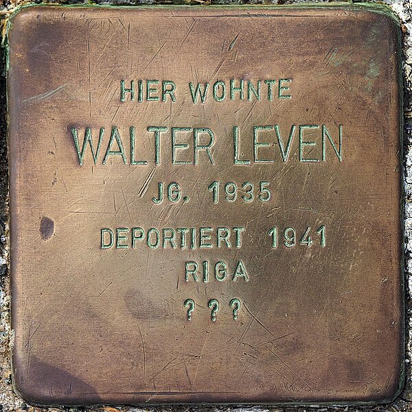 File:Stolpersteine MG Leven Walter.jpg