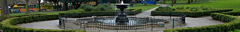 Sutton, Surrey, Greater London, Manor Park fountain.jpg