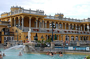 Széchenyi Gyógyfürdő thermal spa in Budapest 004.JPG