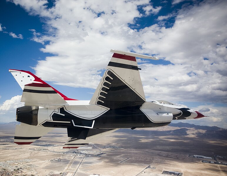 File:Thunderbird 4 pitches to land at Nellis AFB after practice demonstration.jpg