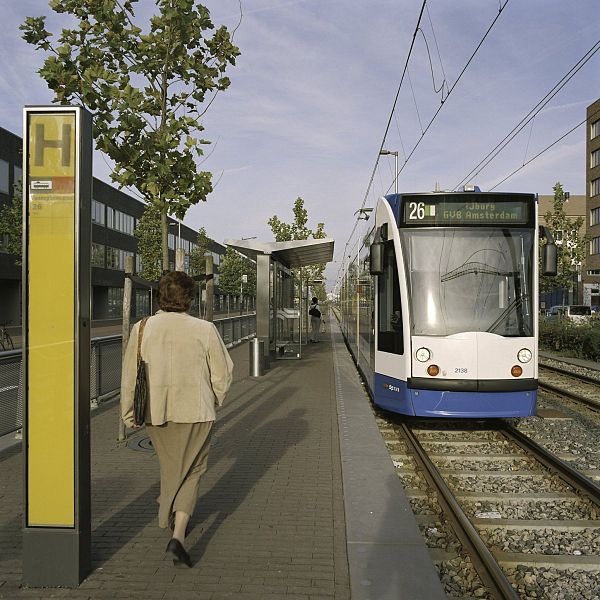 File:Tramhalte langs het traject IJburg - Amsterdam - 20390117 - RCE.jpg