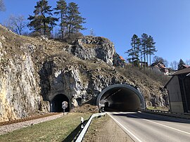 tunelo de la federacia vojo 32 apud Veringenstadt