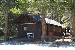 Stanice Tuolumne Meadows Ranger.jpg