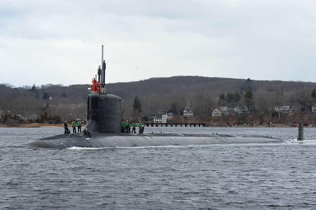 USS South Dakota (SSN-790) underway off Groton, Connecticut (USA), on 9 January 2019 (190109-N-LW591-045).JPG