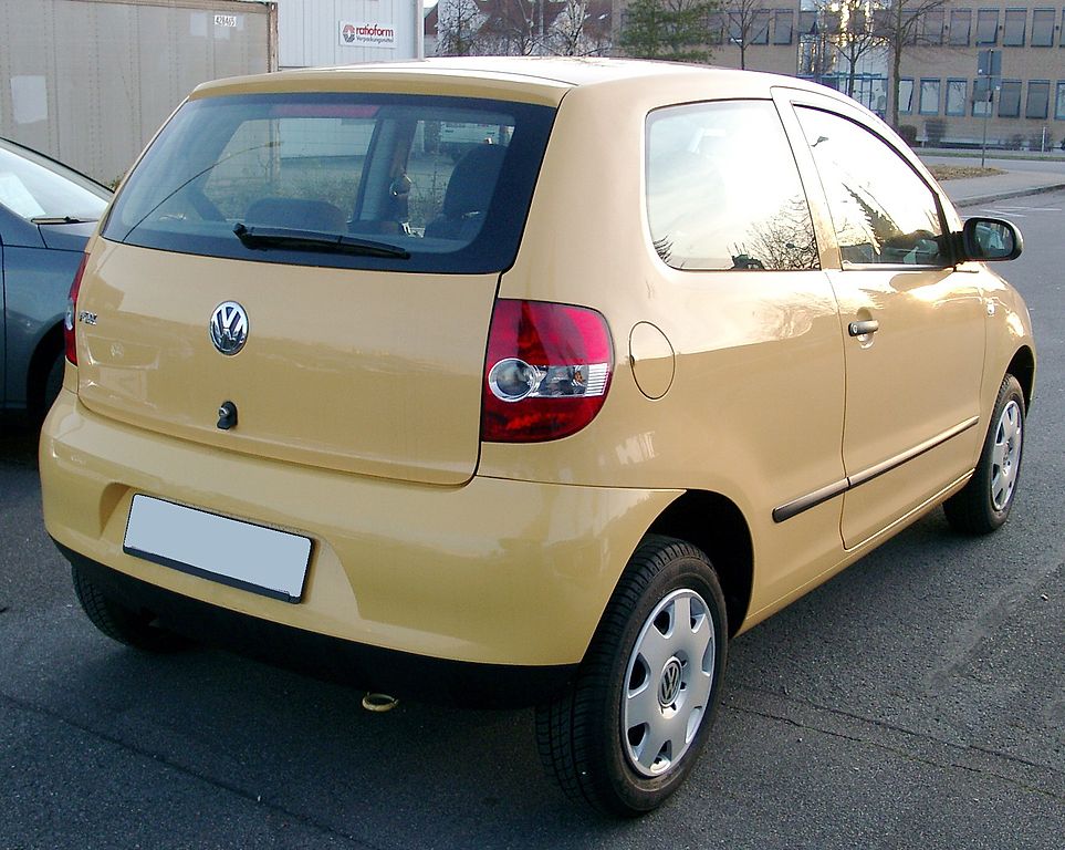 File:VW Fox Style rear 20100425.jpg - Wikipedia