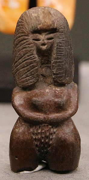 A Venus (2,300-2,000 BCE) of the Valdivia culture (from Santa Elena Province) displayed in the National Archaeological Museum of Florence.