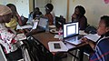 Un groupe de travail en pleine session lors du Youth Salon à Yaoundé