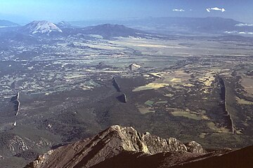 Magmatic dikes radiating from West Spanish Peak, Colorado, U.S.A.