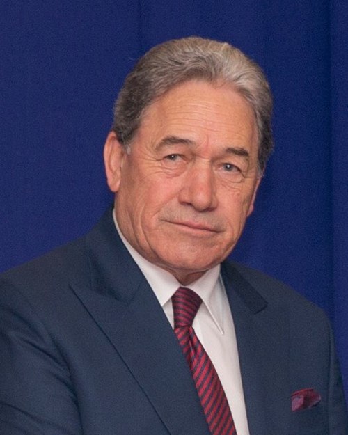 Image: Winston Peters   2017 (38351102806) (cropped)