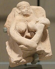 WomanBreastfeedingBaby Tyre-IronAgeII-NationalMuseumOfBeirut 06102019RomanDeckert.jpg