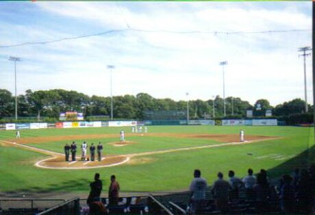 Bush Field (Yale)