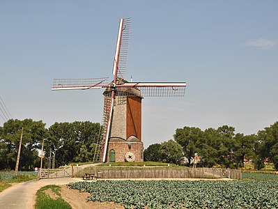 Zarren, Belgium: the Wullepit windmill