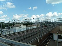 Пути на станции (для поездов Спутник, для товарных поездов и электричек, в сторону Курского вокзала)