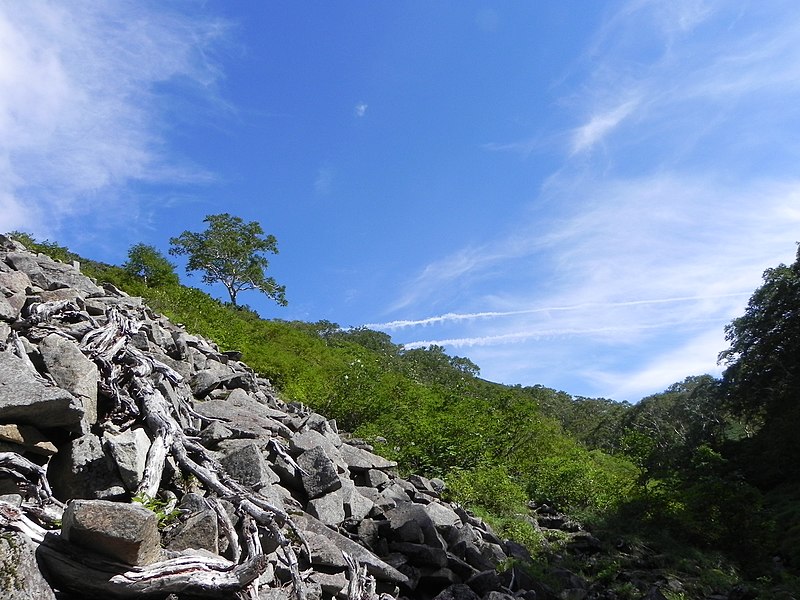 File:ユニの空（The sky of Mt.Yuni） - panoramio.jpg