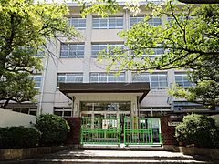 福岡市南区の福岡市立長住小学校