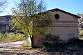 Vista oriental del viejo edificio de la Central Hidroeléctrica de Castielfabib (Valencia), desde el camino del Hituelo, año 2015.