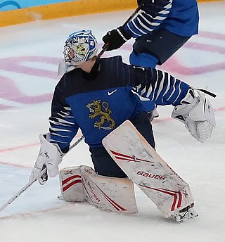 <span class="mw-page-title-main">Topias Leinonen</span> Finnish ice hockey player