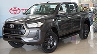 2020 Toyota Hilux Revo Prerunner Double-Cab 2.4 Entry.jpg