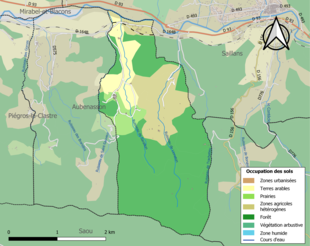 Barevná mapa znázorňující využití půdy.