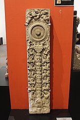 Limestone Pilaster, 2nd century CE, Amravati, Indian Museum, Kolkata.