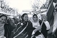 Women's rights demonstration in Paris, November 1995 3evague.jpg