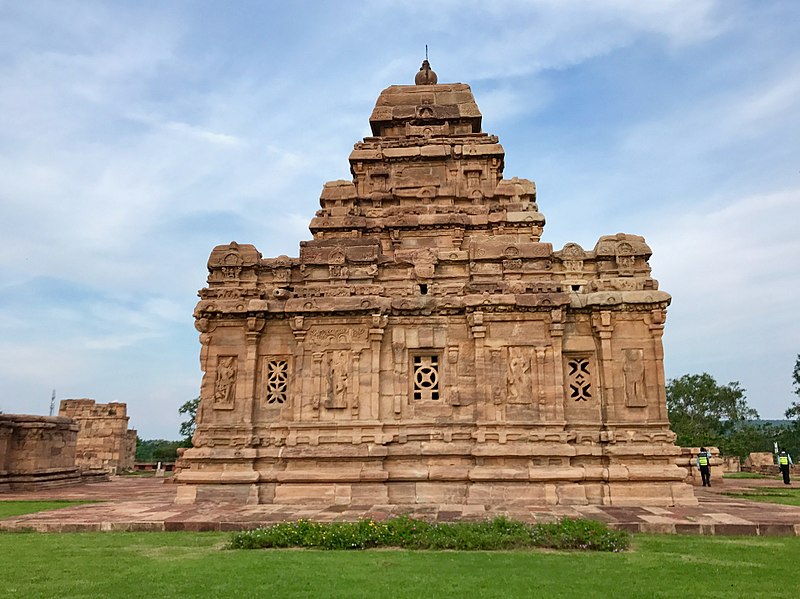 File:7th - 8th century Sangameswara temple, Pattadakal monuments Karnataka 3.jpg