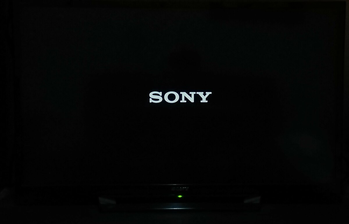Матрица телевизор сони бравиа. Sony Bravia старые модели. Эмблема Бравия. Не загружается сони Бравия, черный экран белый логотип форум.