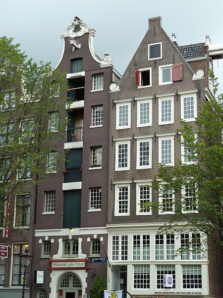 File:Amsterdam Ons'LieveHeeropSolder.JPG