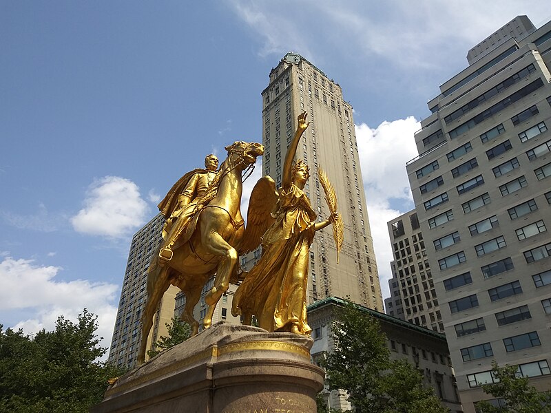 File:Angel, horse & Sherman at Grand Army Plaza in Manhattan 10.jpg