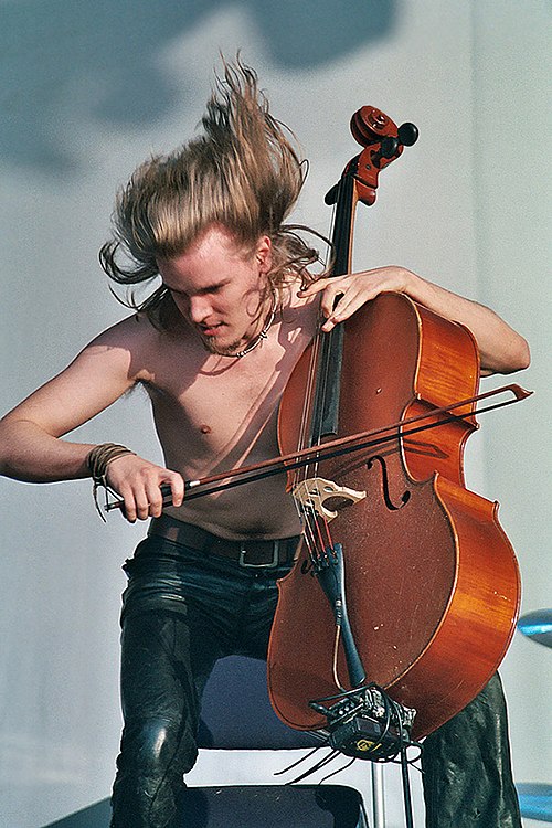 Perttu Kivilaakso of Apocalyptica (2003)