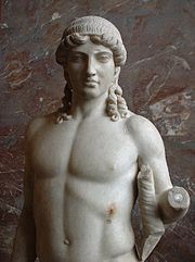 Apollo of Mantua, marble Roman copy after a 5th-century-BCE Greek original attributed to Polykleitos, Musee du Louvre Apollon de Mantoue Louvre MA689.jpg