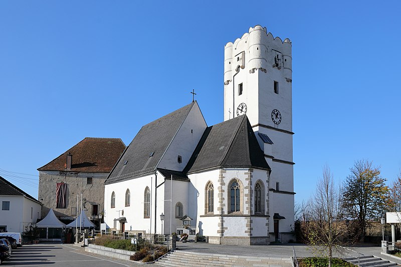 File:Arbing - Kirche (1).JPG