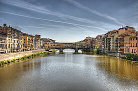 Arno River and Ponte Vecchio, Florence.jpg