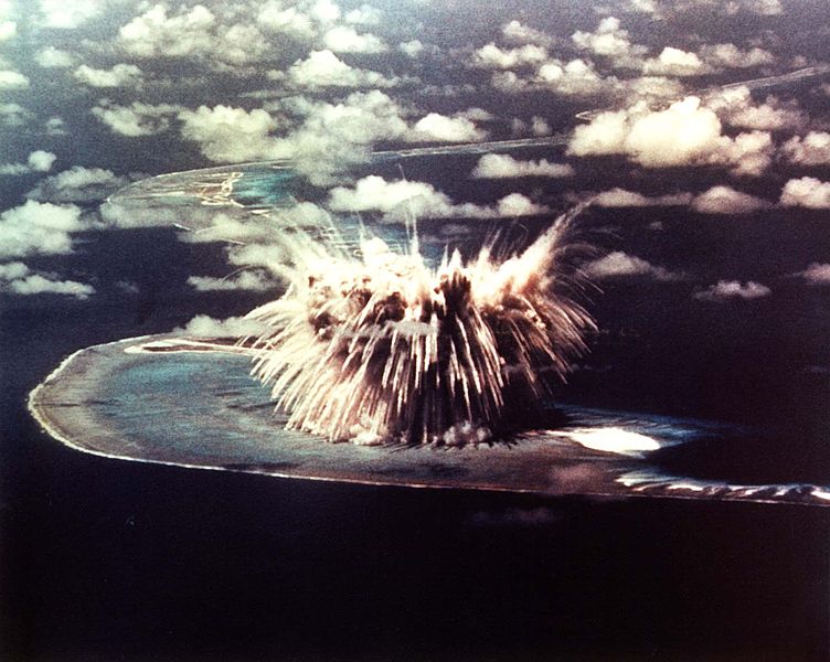File:Atombombentest Redwing-Seminole 02.jpg