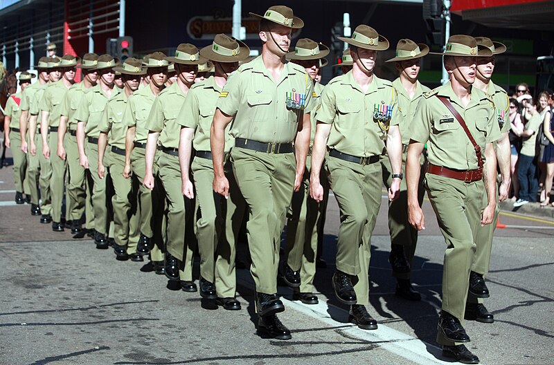 File:Australian soldiers with the 5th Battalion, Royal Australian Regiment march in an Anzac Day parade in Darwin, Australia, April 25, 2013 130425-M-AL626-013.jpg