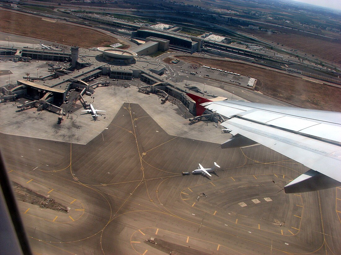 File:Ben gurion international airport terminal 3.jpg