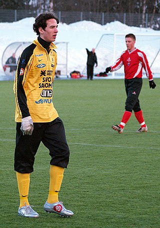 <span class="mw-page-title-main">Berat Sadik</span> Finnish footballer