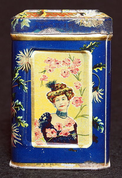 File:Blue tea tin, photo 4.JPG