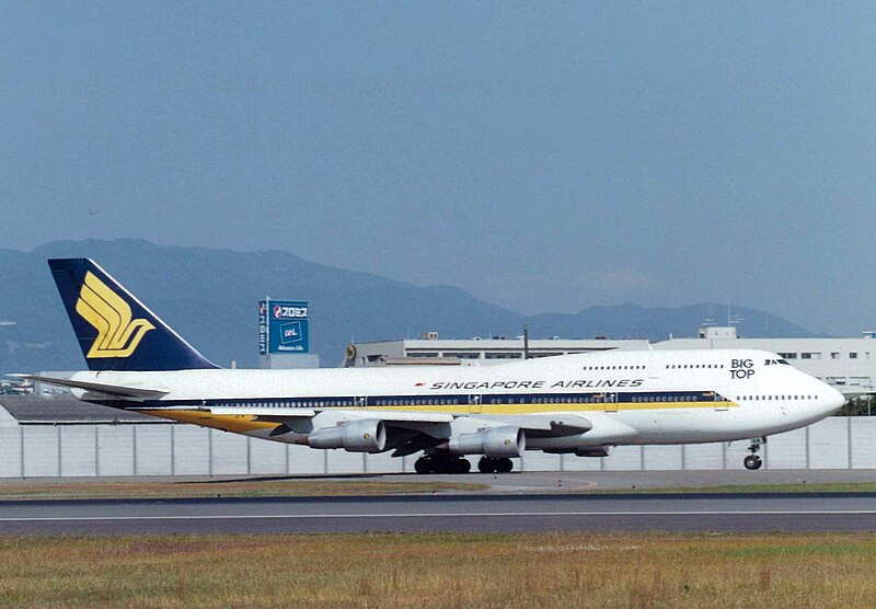 File:Boeing 747-300 (Singapore Airlines) 12.jpg