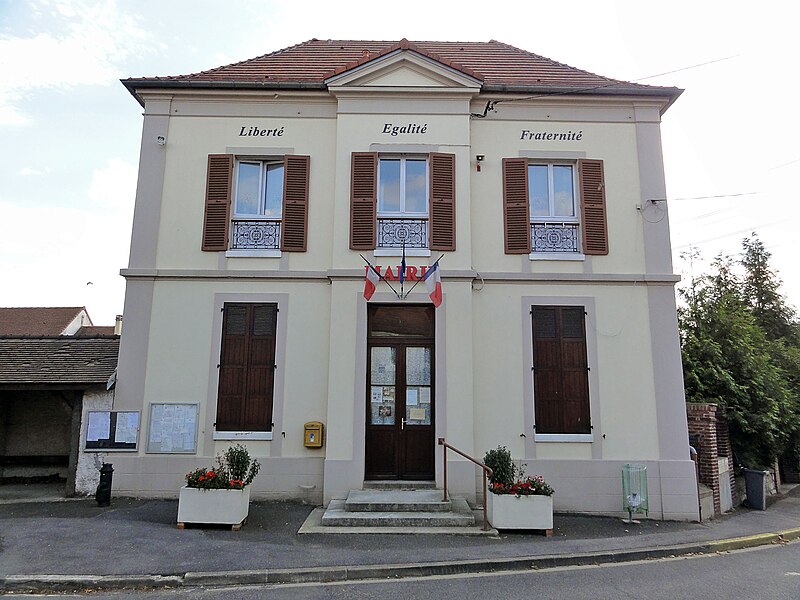 File:Bouqueval - Mairie 01.jpg