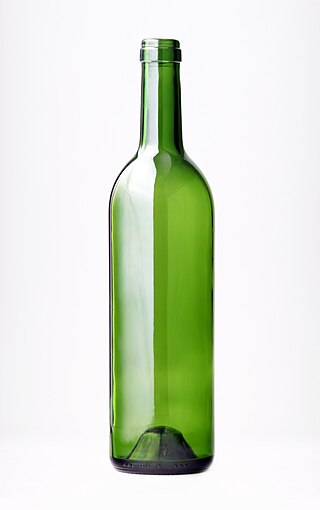 <span class="mw-page-title-main">Bottle</span> Narrow-necked container