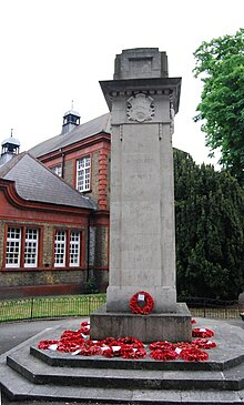 Brentford War Memorial, outside the Library Brentford War Memorial (geograph 2612944).jpg