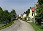 Čeština: Silnice k Týnci nad Sázavou v Bukovanech směrem k Týnci nad Sázavou English: Road to Týnec nad Sázavou in Bukovany, Czech Republic