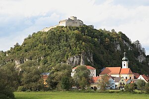 Kallmünz castle ruins - view of the castle hill from the southeast
