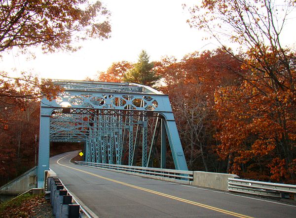 Butts Bridge over the Quinebaug River