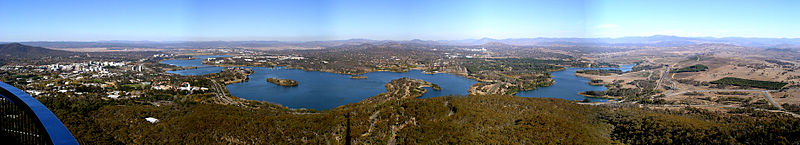चित्र:Canberra from Tower.jpg